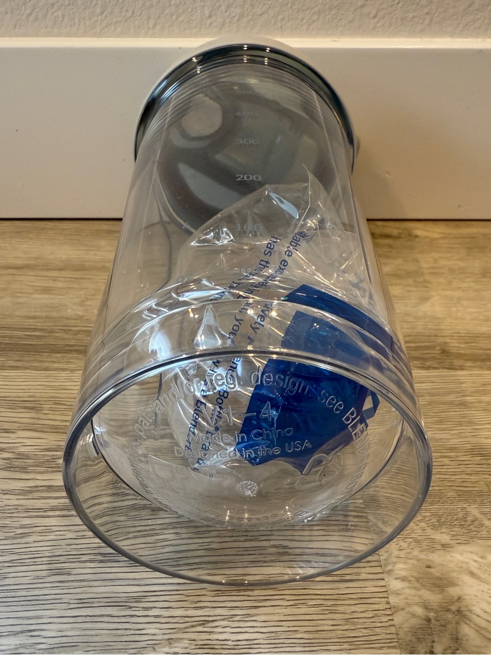 BlenderBottle Shaker On the go Pre Workout Protein Electrolytes Greens Mixer NEW - Picture 2 of 9